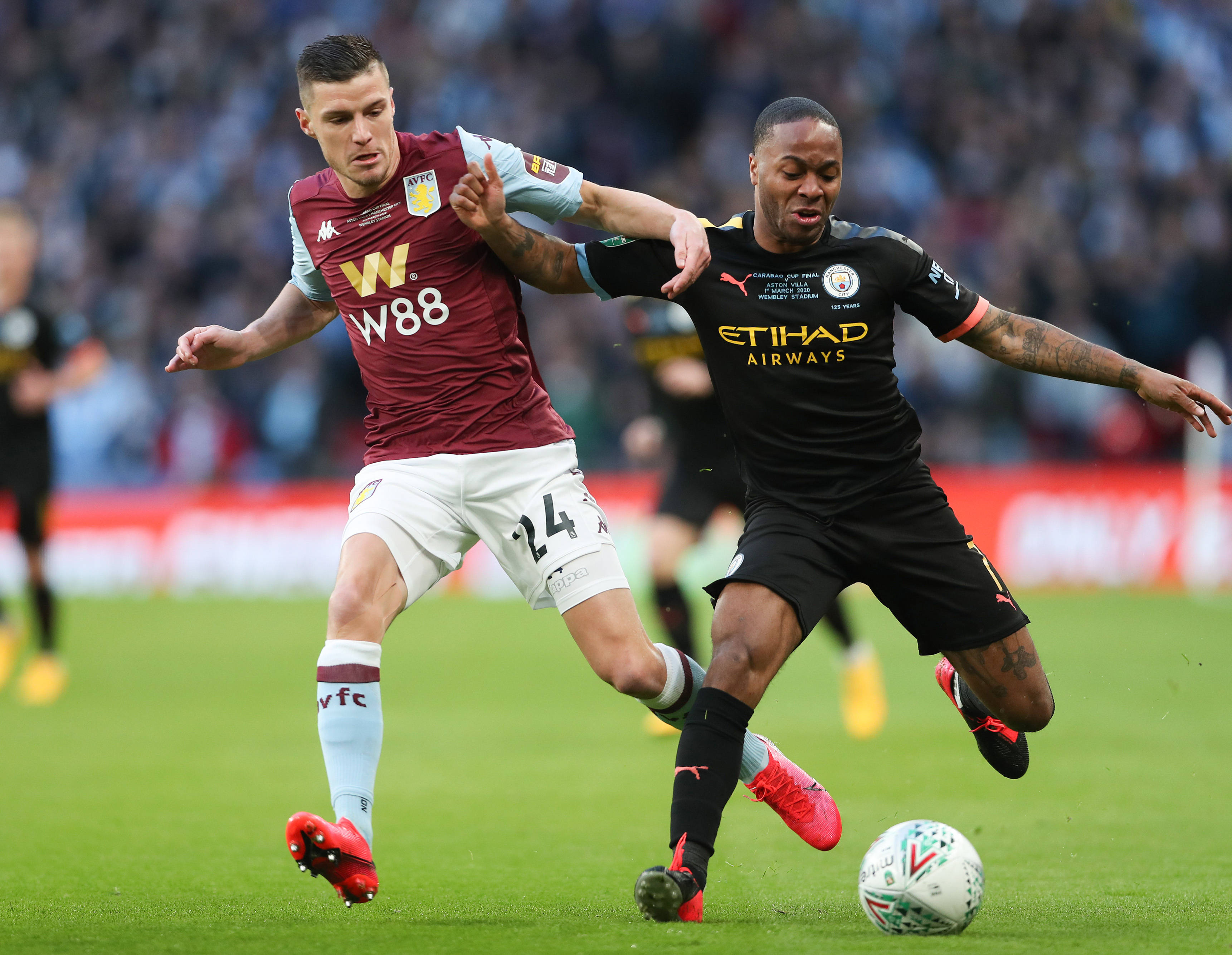 中超联赛总结：积分榜前三分析,