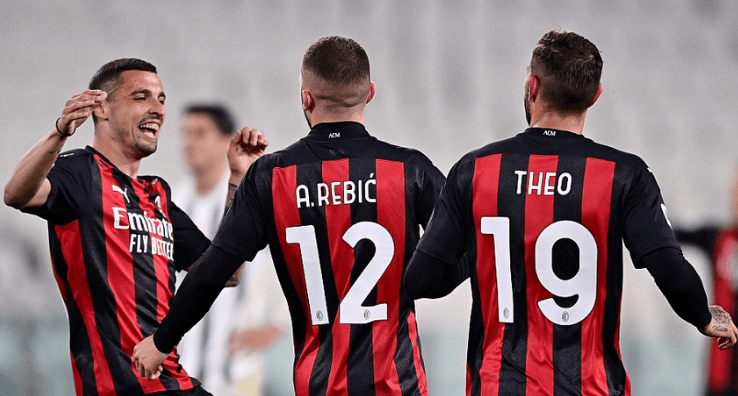 懂球帝12周年120大瞬间决赛：梅西捧大力神杯PK武磊绝平巴萨