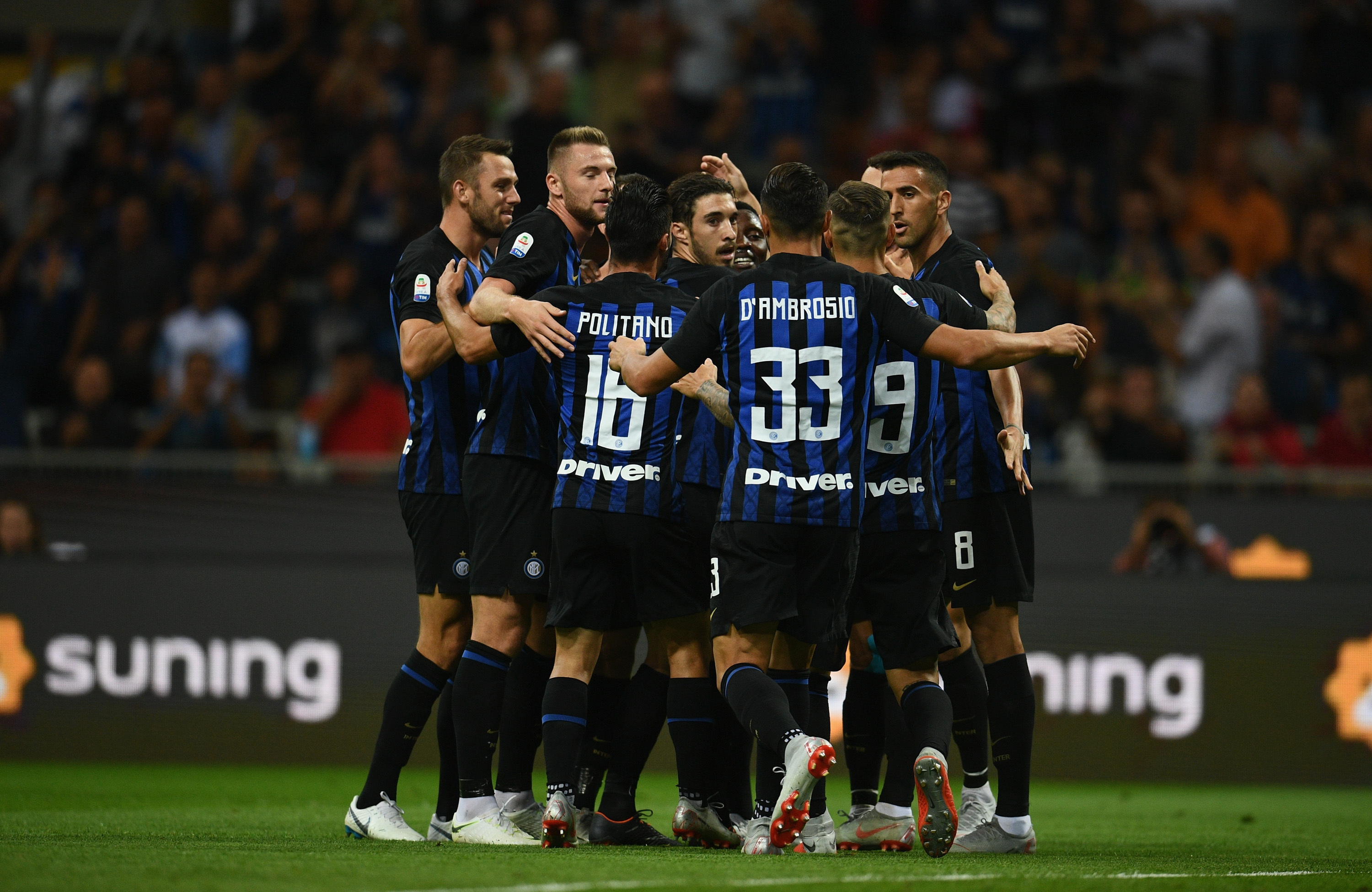 夺冠功臣！莱奥轰入21球，成鹿岛近17年来首位日职联金靴