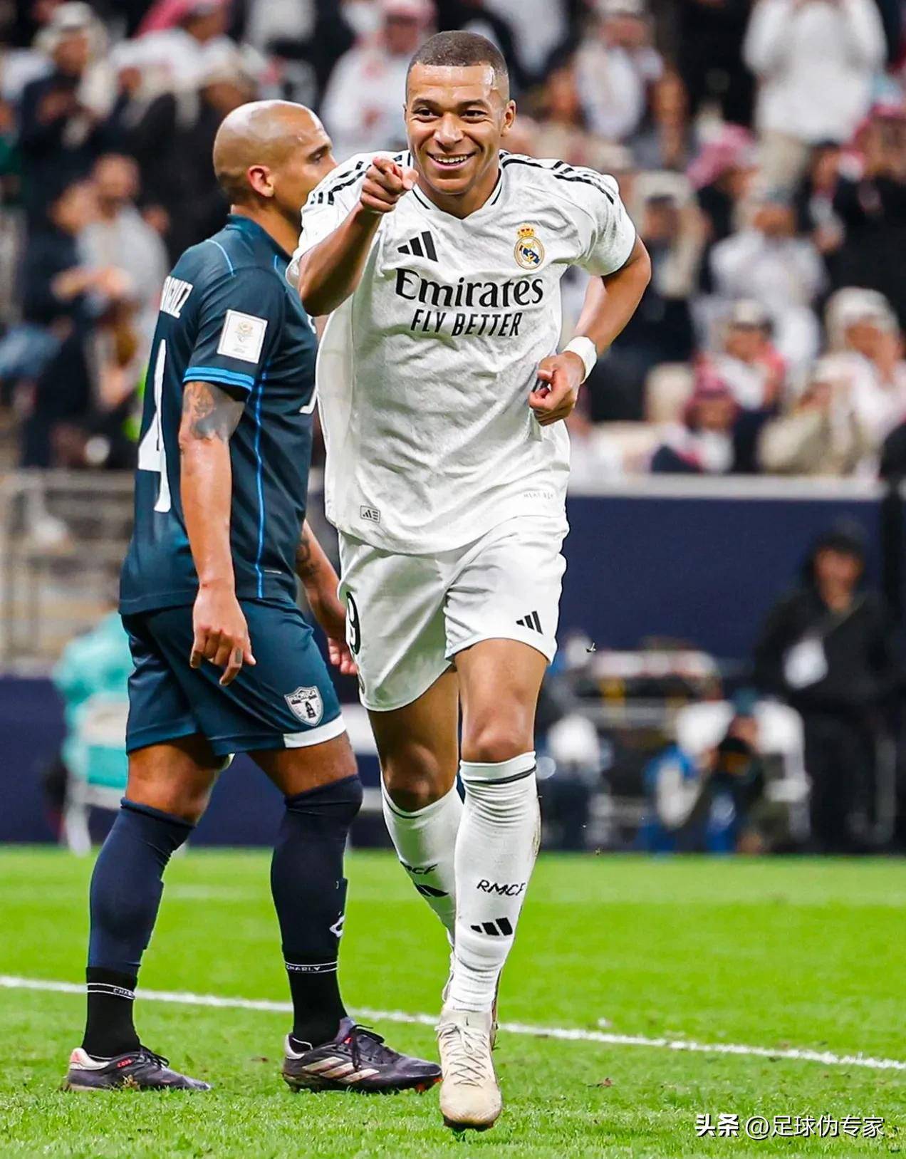 纳格尔斯曼谈征召萨内：他在欧冠和土超表现得很好