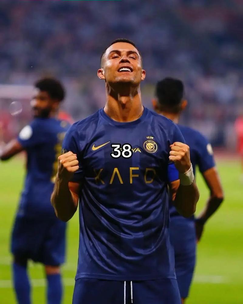 杨瀚森登场4分29秒3中0！阿夫迪亚31+19+10三双难救主，雷霆6人上双击败开拓者